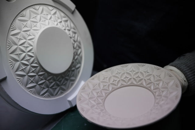 HINOMIYA 「kiriko」saucer plate